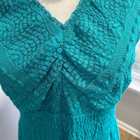 Rabbit Rabbit Rabbit Green Ruched Midi Dress - Picture 4 of 10